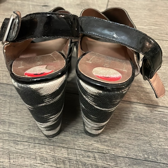 platform heels - Picture 4 of 4